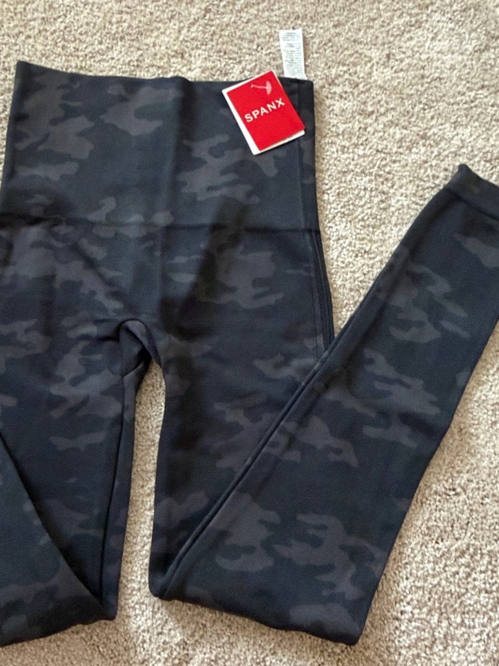 SPANX NWT women's Black Camo High-Waist Leggings